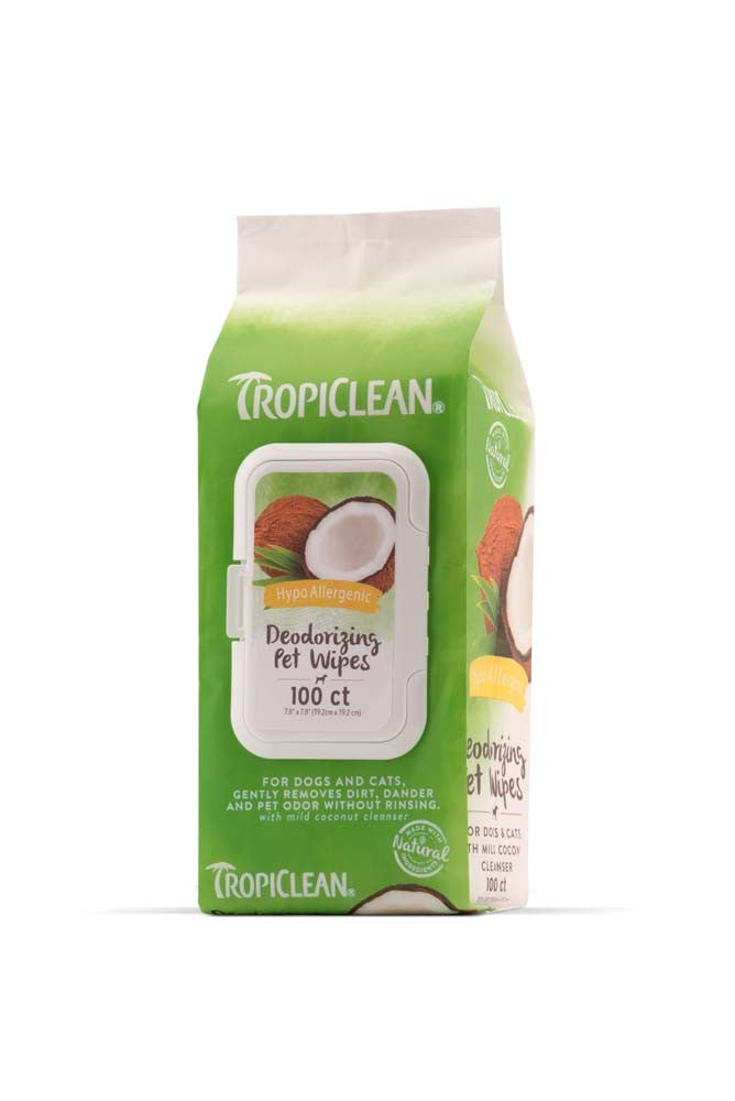 Tropiclean deodorizing pet wipes packaging on a white background